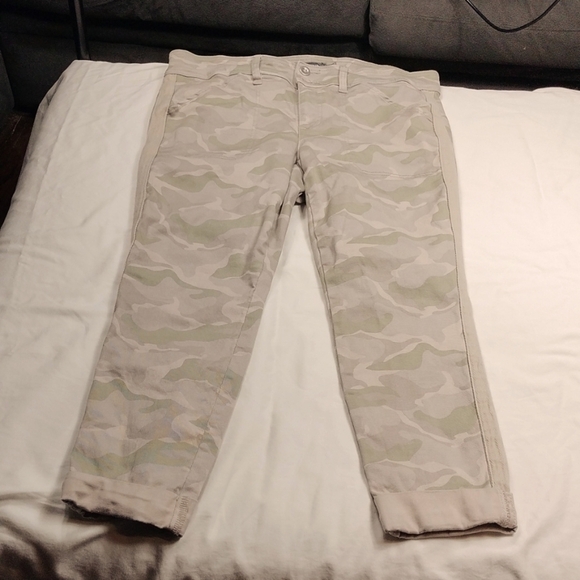 torrid Denim - Torrid women's camo shirt pants size 12